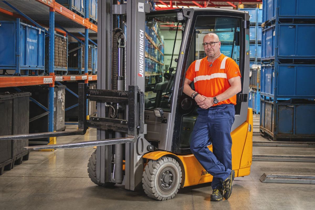 			Zdeněk - Řidič VZV
